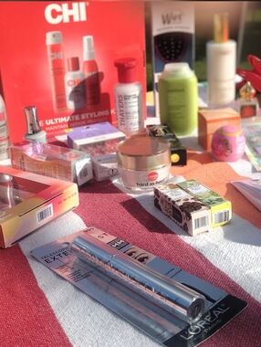 WHAT DO Y'ALL THINK ABOUT....